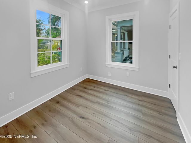 506 E 5TH Street, Jacksonville, FL 32206