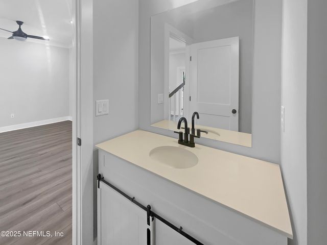 506 E 5TH Street, Jacksonville, FL 32206