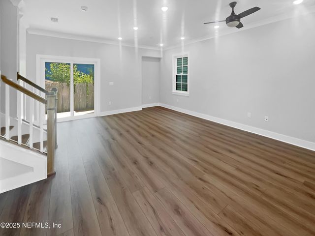 506 E 5TH Street, Jacksonville, FL 32206