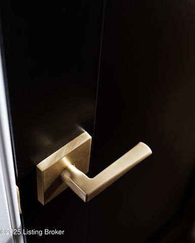 6225 Mistflower Cir, Prospect, KY 40059