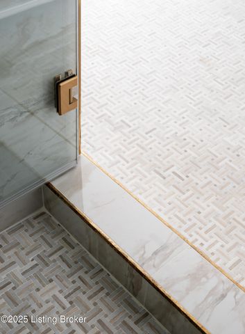 6225 Mistflower Cir, Prospect, KY 40059