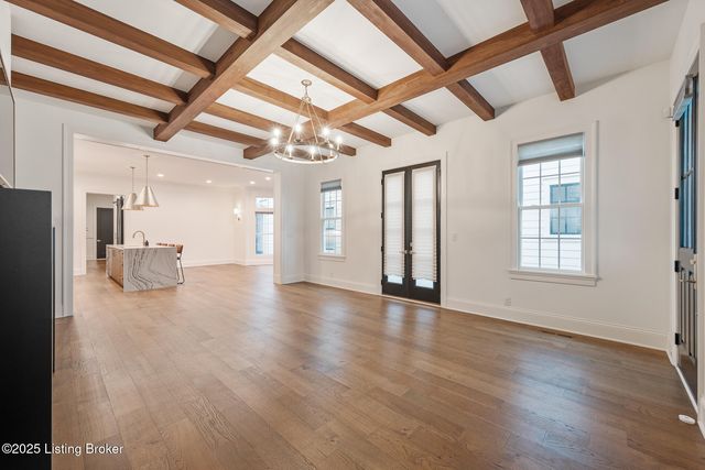 6225 Mistflower Cir, Prospect, KY 40059