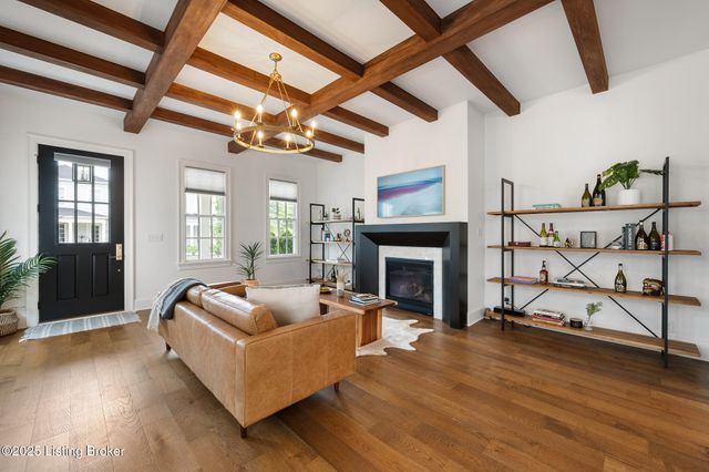 6225 Mistflower Cir, Prospect, KY 40059