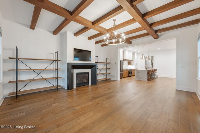 6225 Mistflower Cir, Prospect, KY 40059