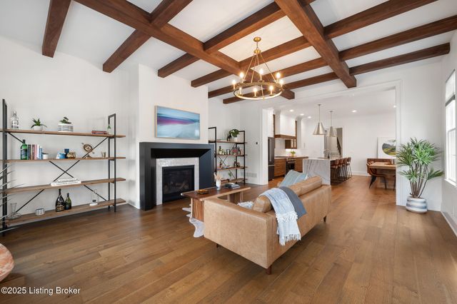 6225 Mistflower Cir, Prospect, KY 40059