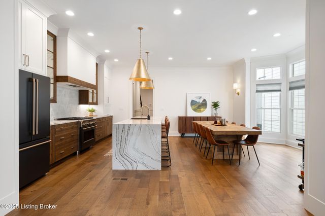 6225 Mistflower Cir, Prospect, KY 40059