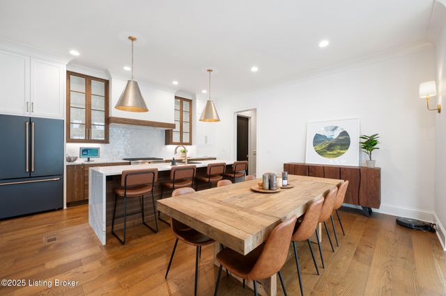 6225 Mistflower Cir, Prospect, KY 40059