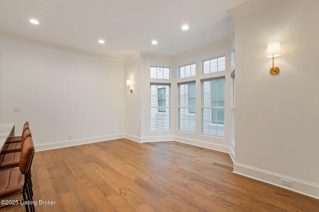 6225 Mistflower Cir, Prospect, KY 40059