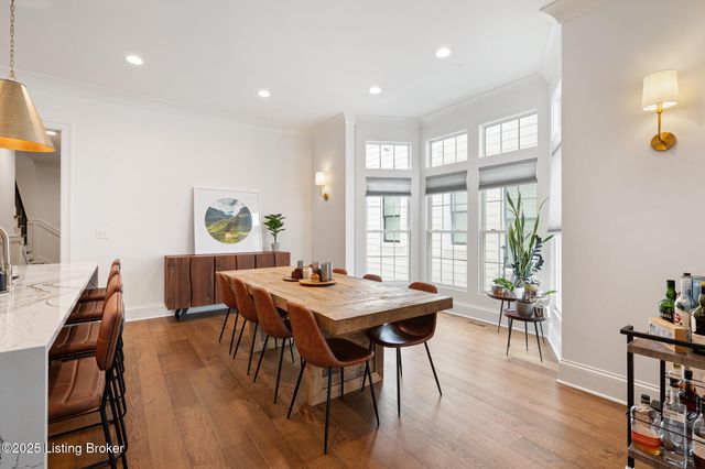 6225 Mistflower Cir, Prospect, KY 40059