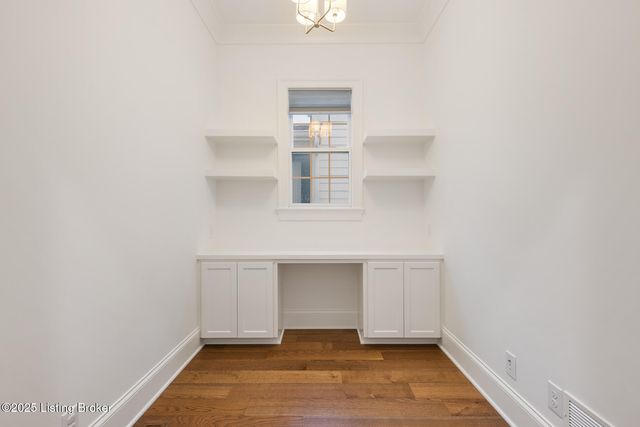 6225 Mistflower Cir, Prospect, KY 40059