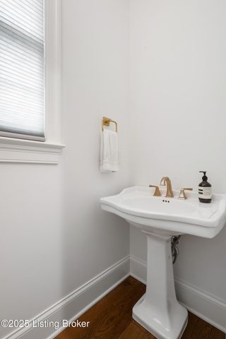 6225 Mistflower Cir, Prospect, KY 40059