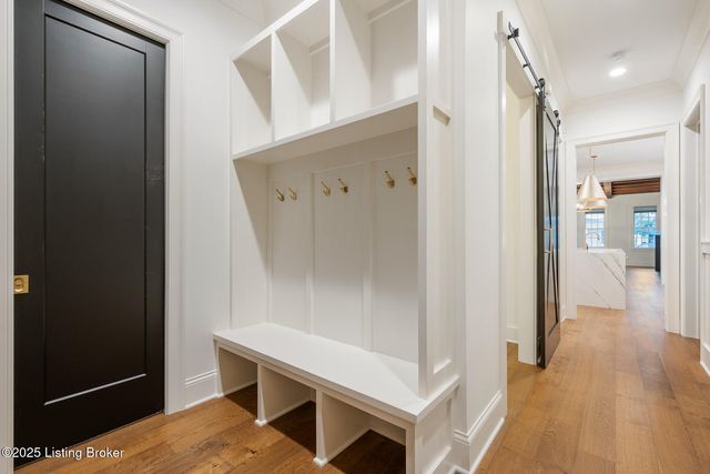 6225 Mistflower Cir, Prospect, KY 40059