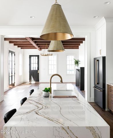 6225 Mistflower Cir, Prospect, KY 40059