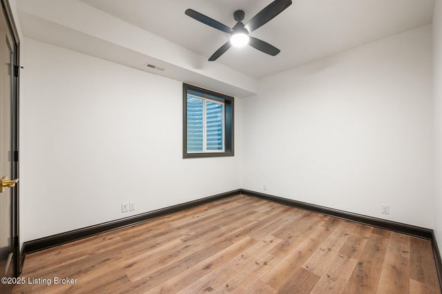 6225 Mistflower Cir, Prospect, KY 40059