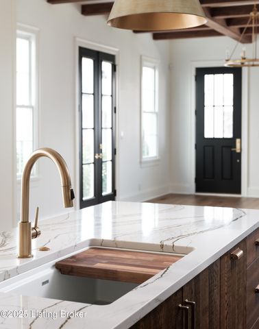 6225 Mistflower Cir, Prospect, KY 40059