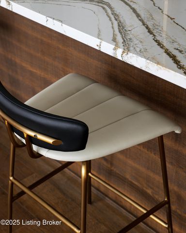 6225 Mistflower Cir, Prospect, KY 40059