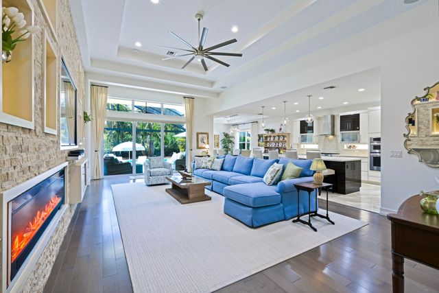 260 Carina Drive, Jupiter, FL 33478