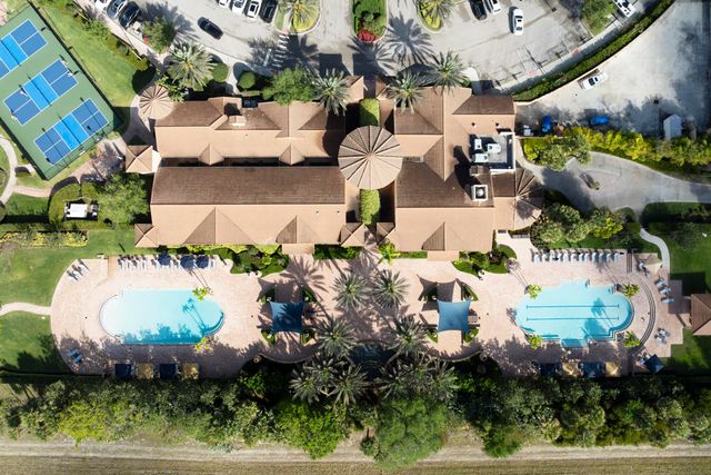 260 Carina Drive, Jupiter, FL 33478