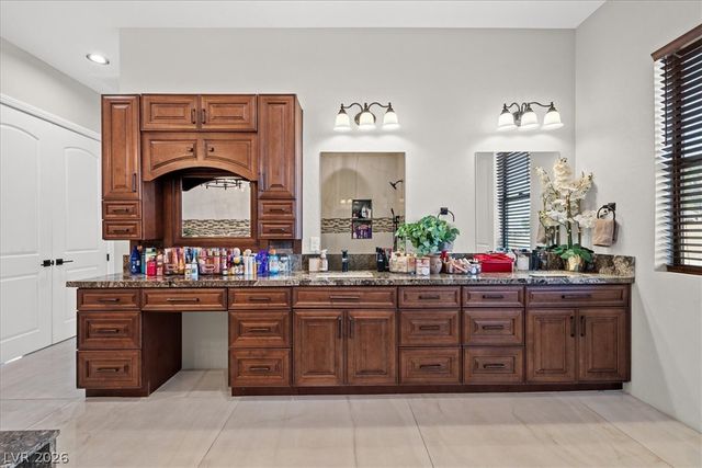 8685 West HAMMER Lane, Las Vegas, NV 89149