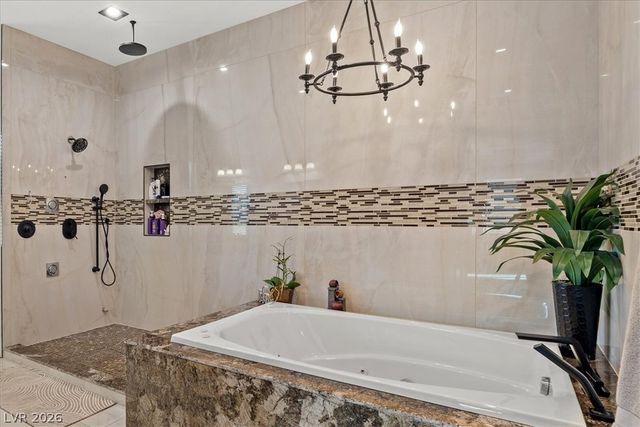 8685 West HAMMER Lane, Las Vegas, NV 89149