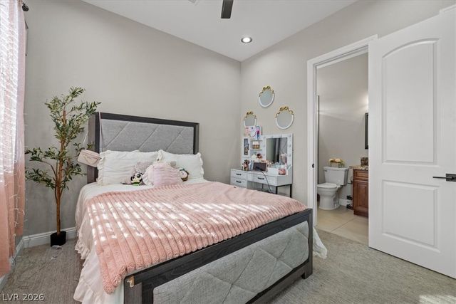 8685 West HAMMER Lane, Las Vegas, NV 89149