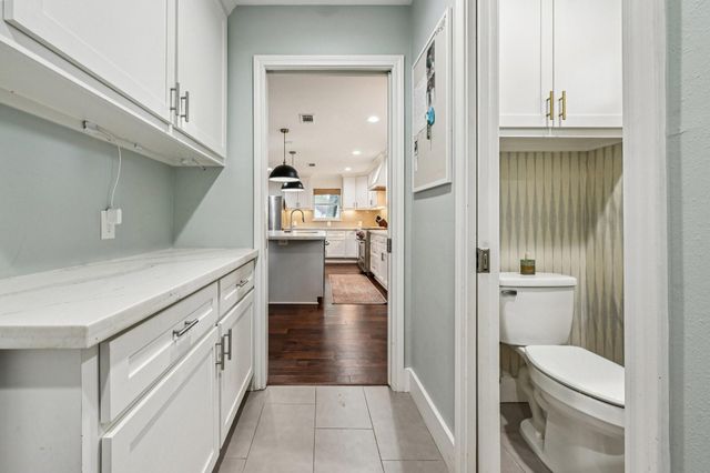 11403 Valley Spring Drive, Houston, TX 77043