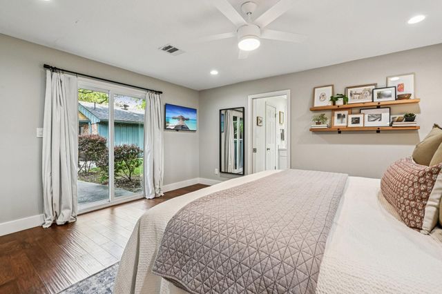 11403 Valley Spring Drive, Houston, TX 77043