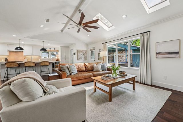 11403 Valley Spring Drive, Houston, TX 77043