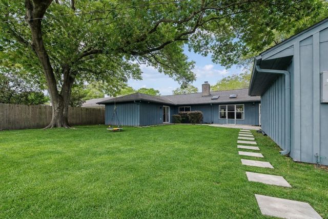 11403 Valley Spring Drive, Houston, TX 77043