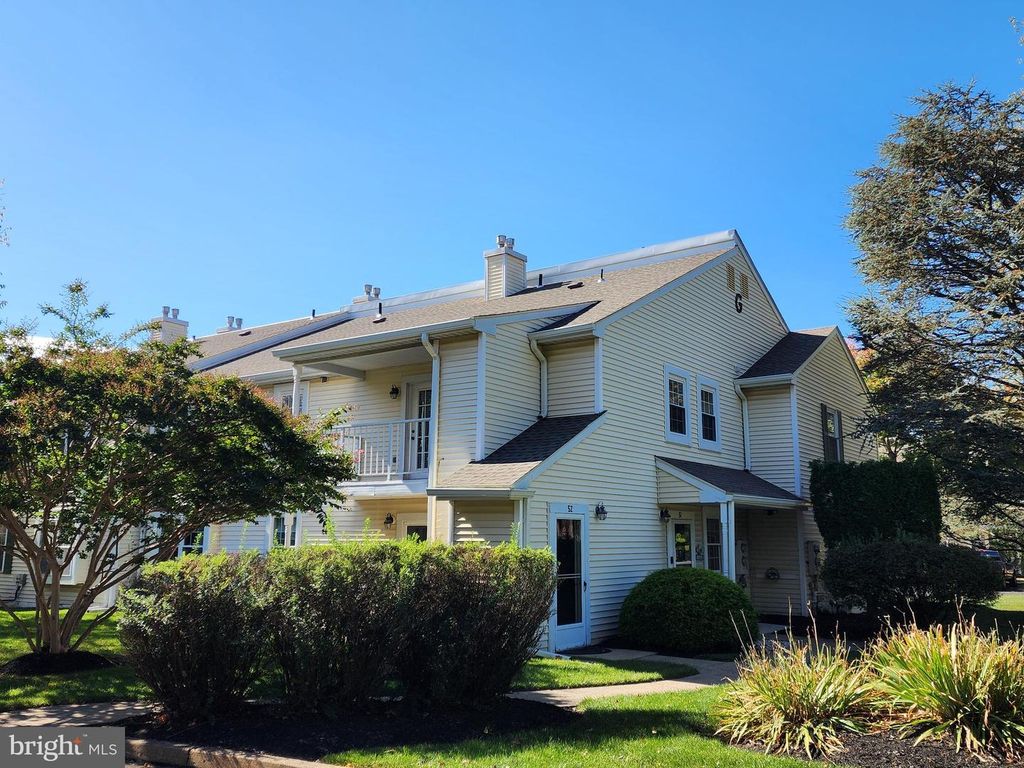 52 BELMONT STA, Southampton, PA 18966