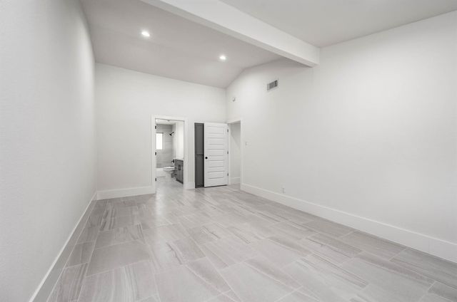 7702 Richmond Ave Avenue, Houston, TX 77063