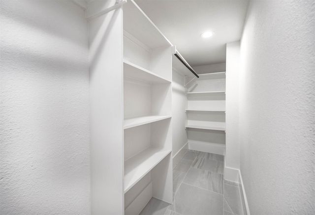 7702 Richmond Ave Avenue, Houston, TX 77063