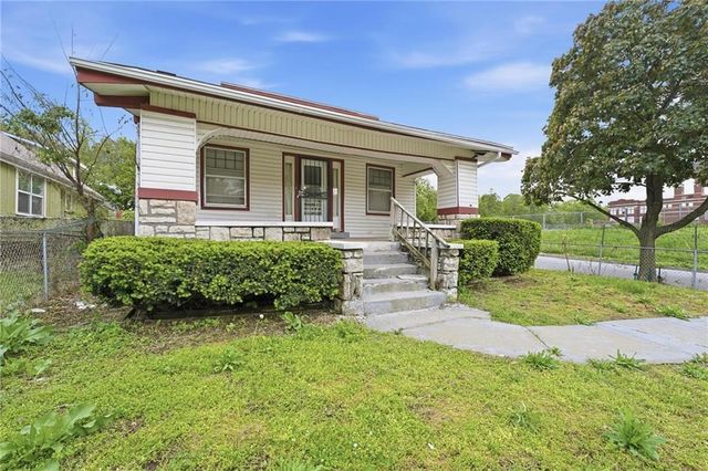 3547 BELLEFONTAINE Avenue, Kansas City, MO 64128