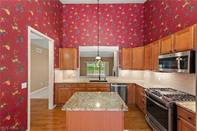 7812 Rockdove Lane, Concord Twp, OH 44077