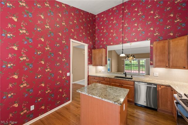 7812 Rockdove Lane, Concord Twp, OH 44077