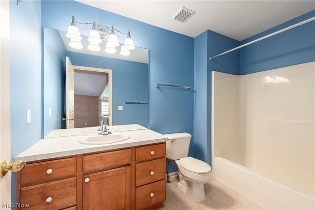 7812 Rockdove Lane, Concord Twp, OH 44077