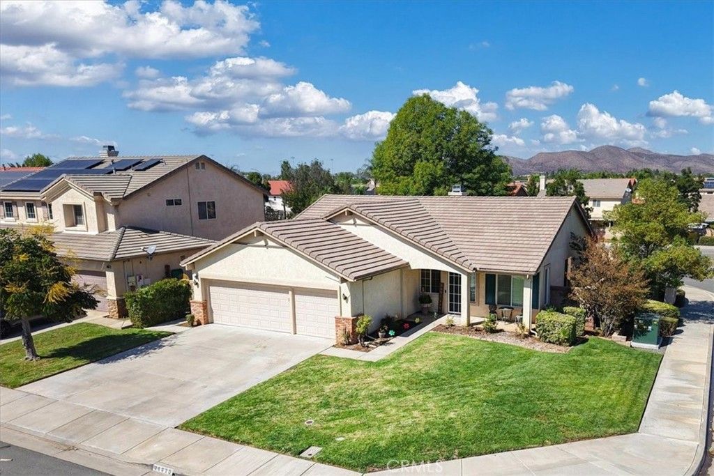 28620 Country Rose Ln, Menifee, CA 92584 — photo 2