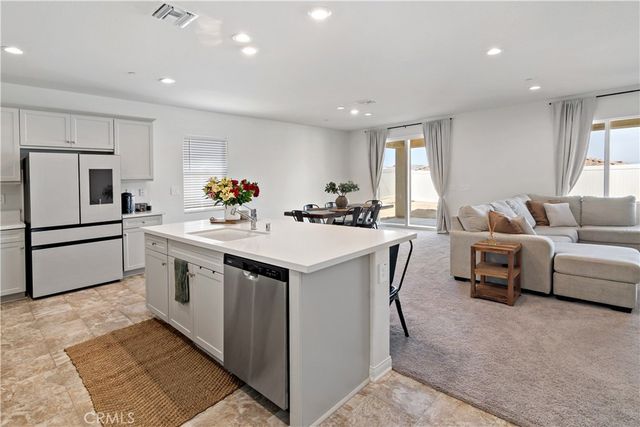 28380 Patches Drive, Menifee, CA 92585