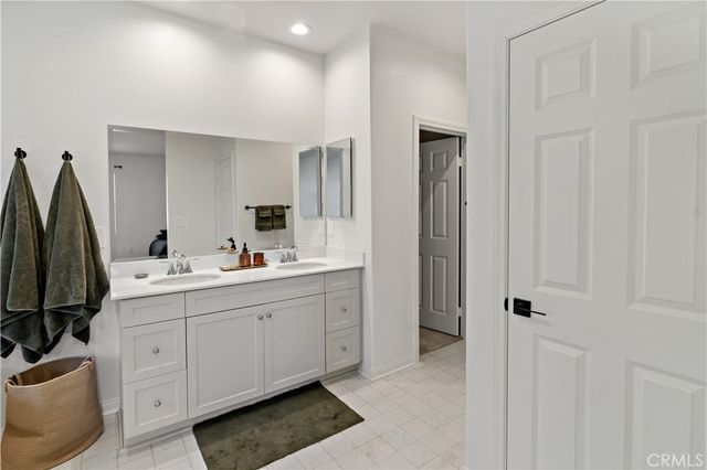 28380 Patches Drive, Menifee, CA 92585