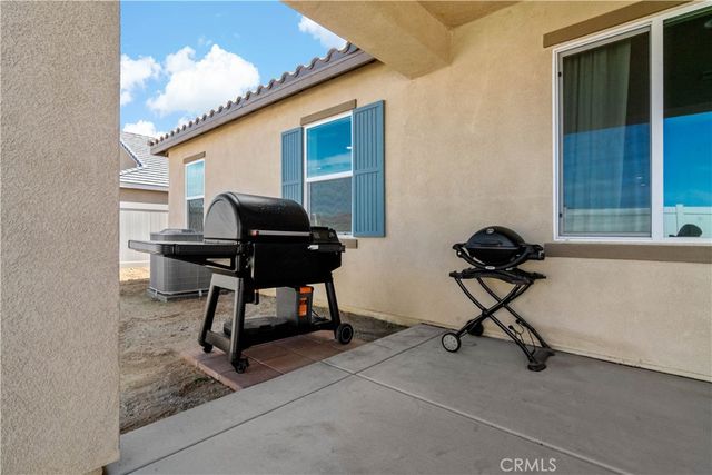 28380 Patches Drive, Menifee, CA 92585