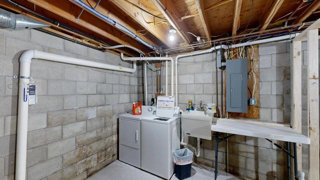 1719 S Highland DRIVE, Sparta, WI 54656