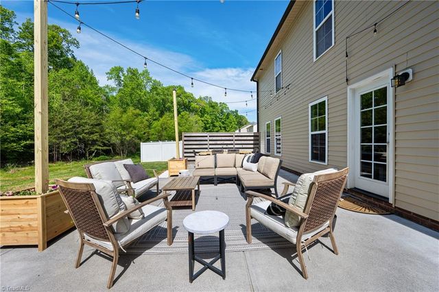 232 N Wentworth Drive, Mocksville, NC 27028