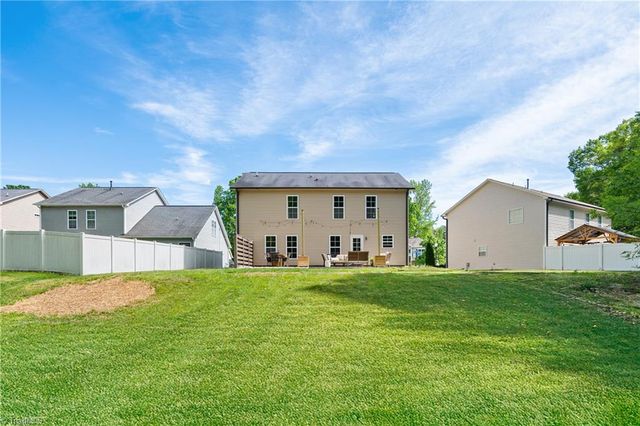 232 N Wentworth Drive, Mocksville, NC 27028