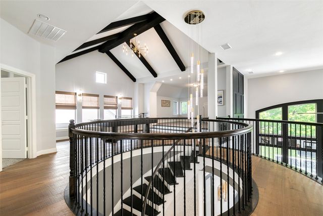 4901 Meadow Creek Drive, Mckinney, TX 75070