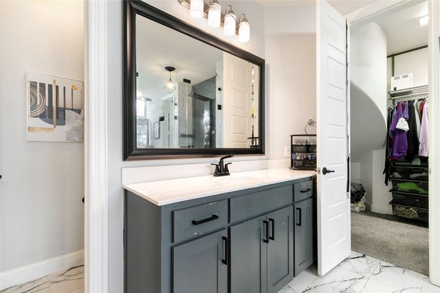 4901 Meadow Creek Drive, Mckinney, TX 75070