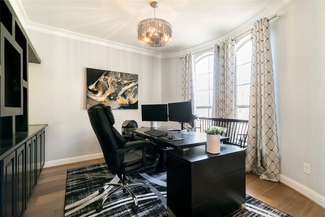 4901 Meadow Creek Drive, Mckinney, TX 75070