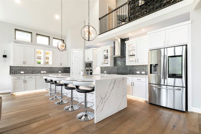 4901 Meadow Creek Drive, Mckinney, TX 75070