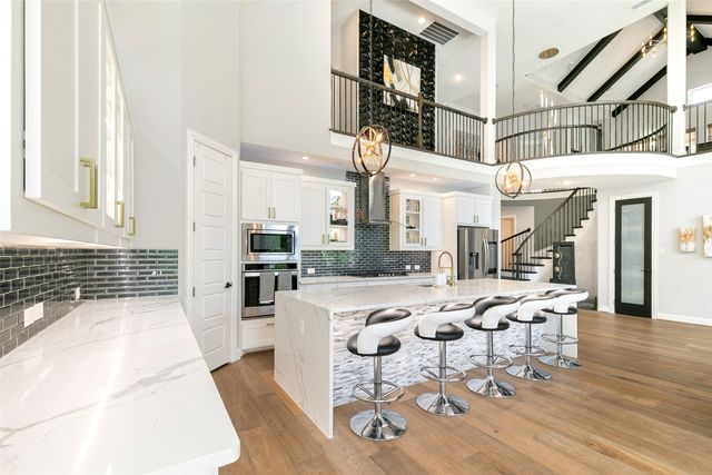 4901 Meadow Creek Drive, Mckinney, TX 75070