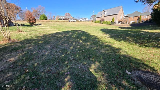 1365 Fall Creek Road, Kingsport, TN 37664