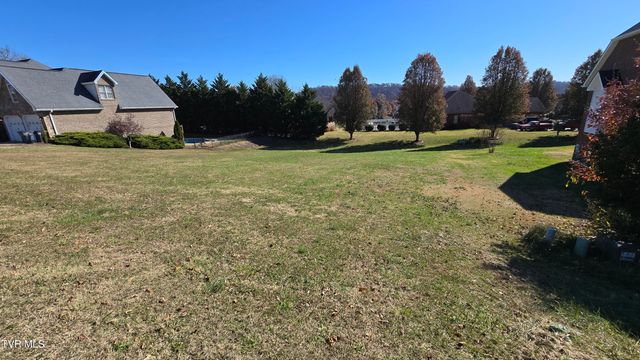 1365 Fall Creek Road, Kingsport, TN 37664